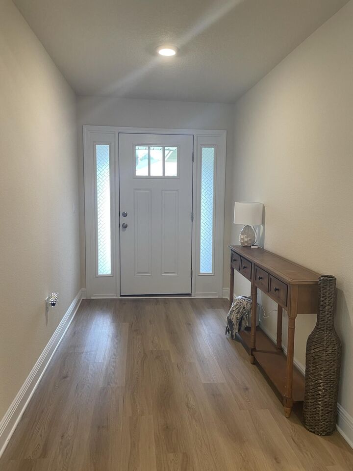 Property Photo: 124 Ridgeway Circle FL 32536
