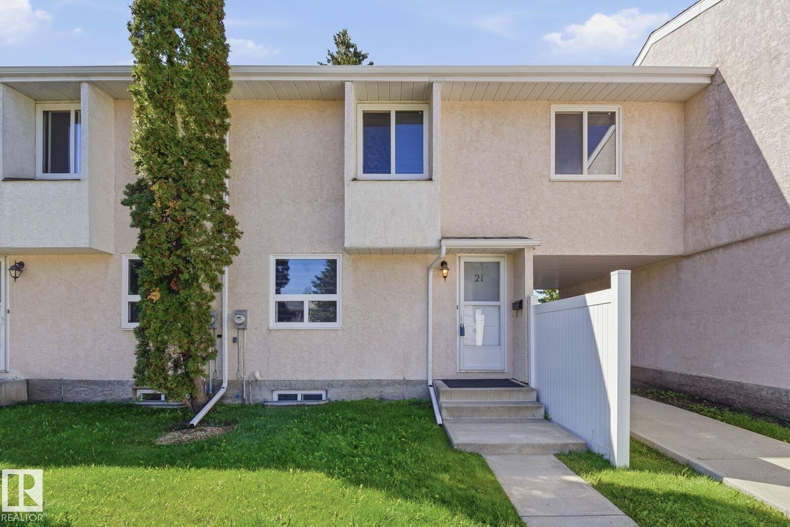 Property Photo:  21 Lakewood Village NW  AB T6K 2B3 