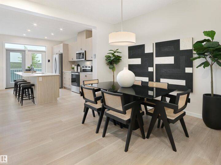 Property Photo:  7402 Keeler Crescent SW  AB T6W 5Z2 
