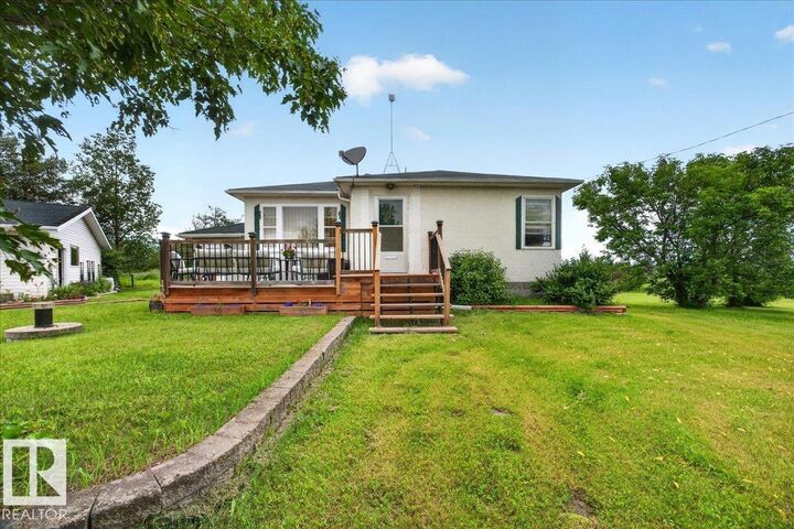 Property Photo: 57414 Rge Rd 222 AB T0A 2W0