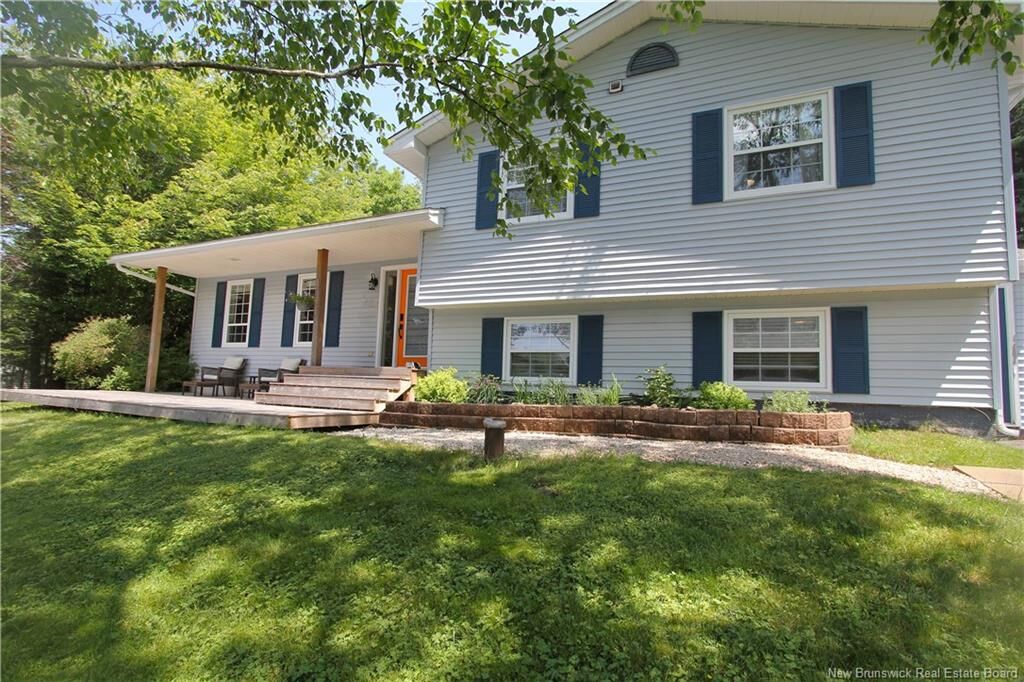 Property Photo:  10 Princeton Avenue  NB E2E 3H3 