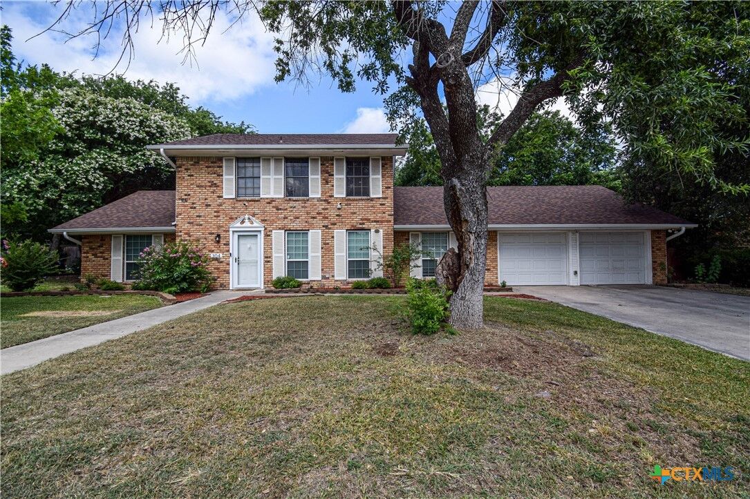 Property Photo:  304 Cottonwood Drive  TX 76548 