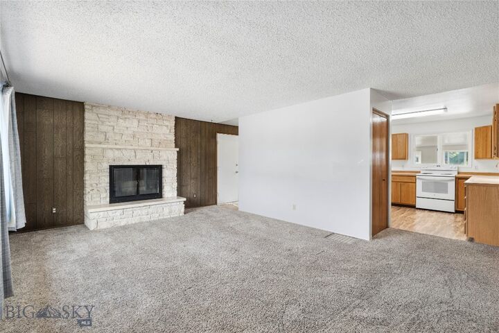 Property Photo: 423 Linden Street MT 59711