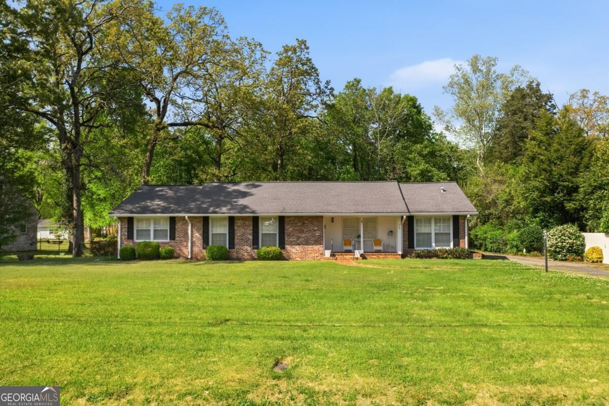 Property Photo: 218 Jule Peek Avenue GA 30125