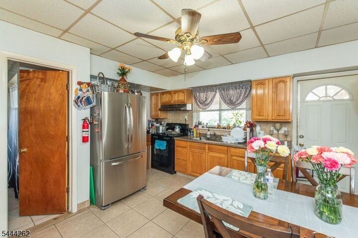 Property Photo: 1029 E 19th St NJ 07501