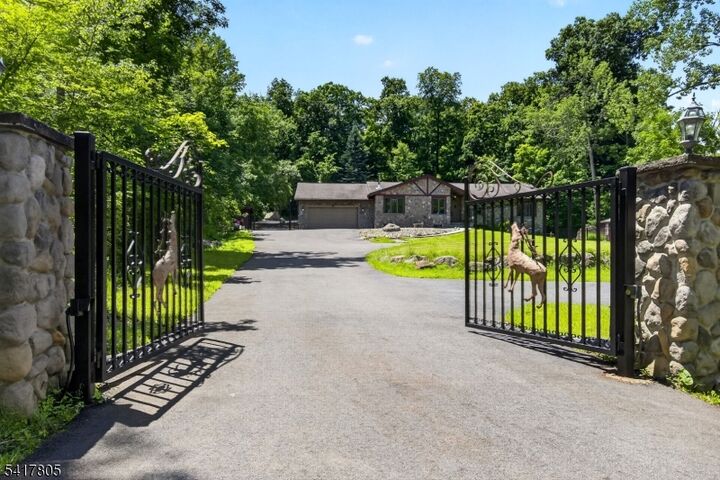Property Photo:  64 Ricker Dr  NJ 07456 