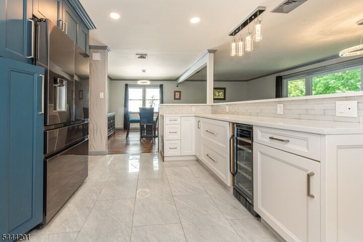 Property Photo:  388 Irving Ave  NJ 07079 
