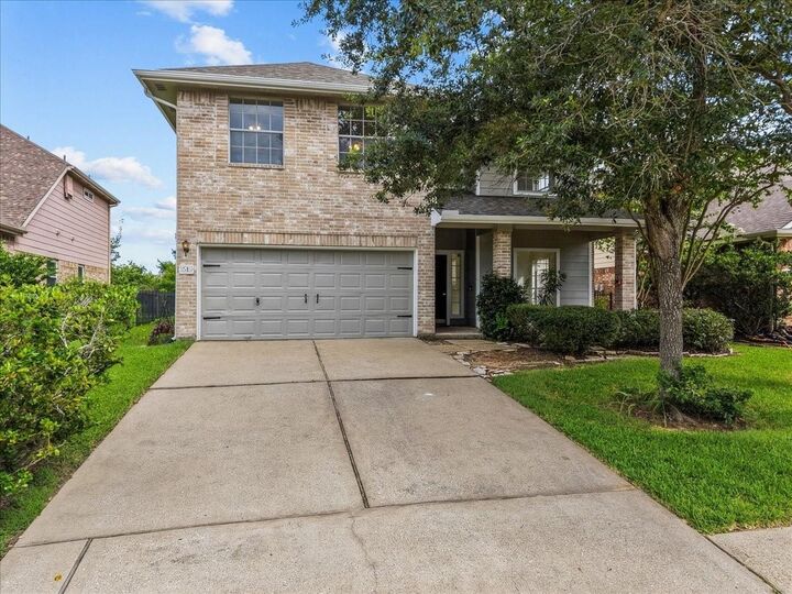 Property Photo: 1619 Roaring Springs Lane TX 77586