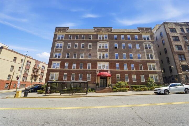 Property Photo:  6045 Blvd East E4  NJ 07093 
