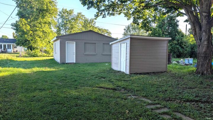 Property Photo: 1510 W 11th Street IN 46953-1437