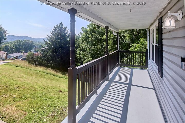 Property Photo: 5217 Dellway Drive WV 25313