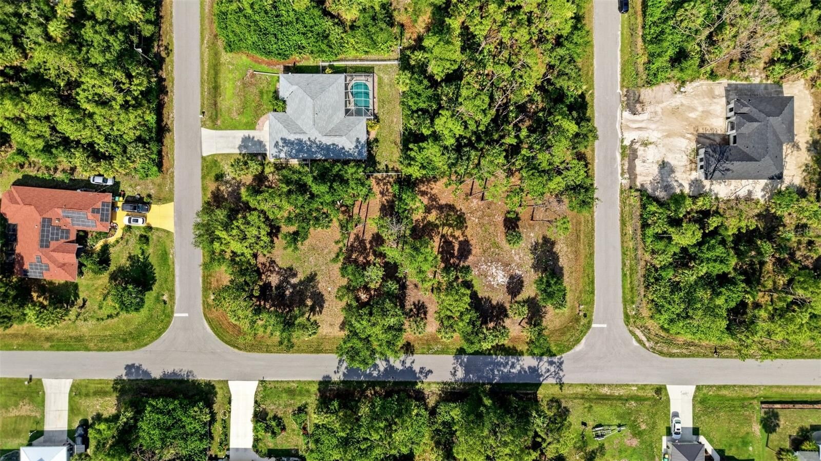 Property Photo:  1096 &Amp 1112 Cabot Street  FL 33953 