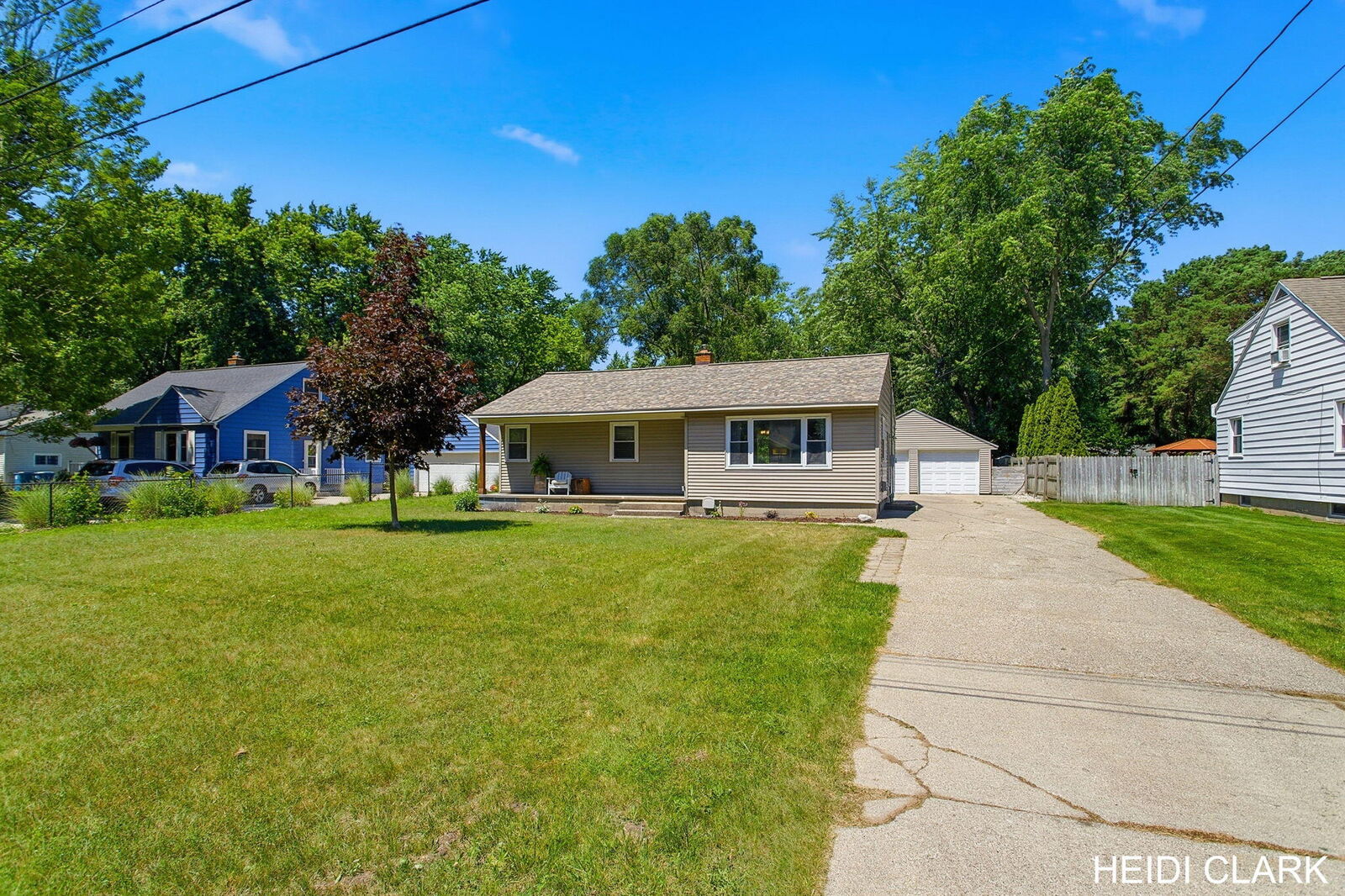 Property Photo: 16105 Gary Avenue MI 49417