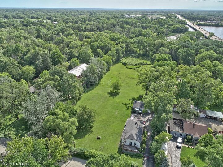 Property Photo: 20073 N Hazelcrest Road IL 60074