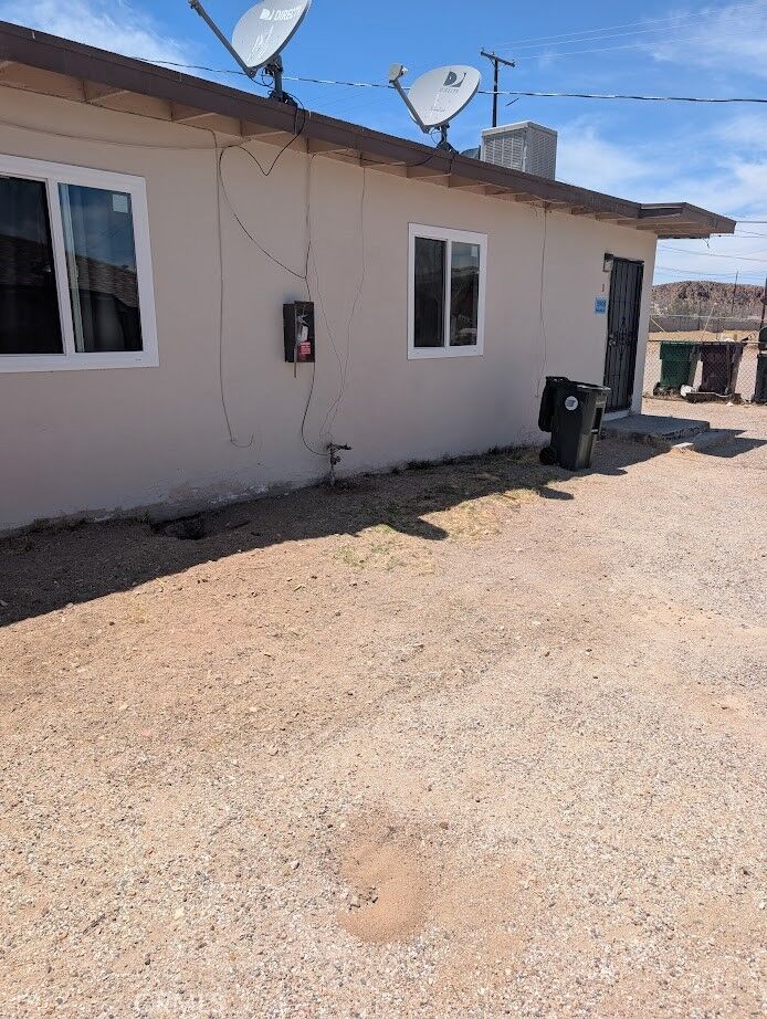 Property Photo: 1390 Riverside Drive CA 92311