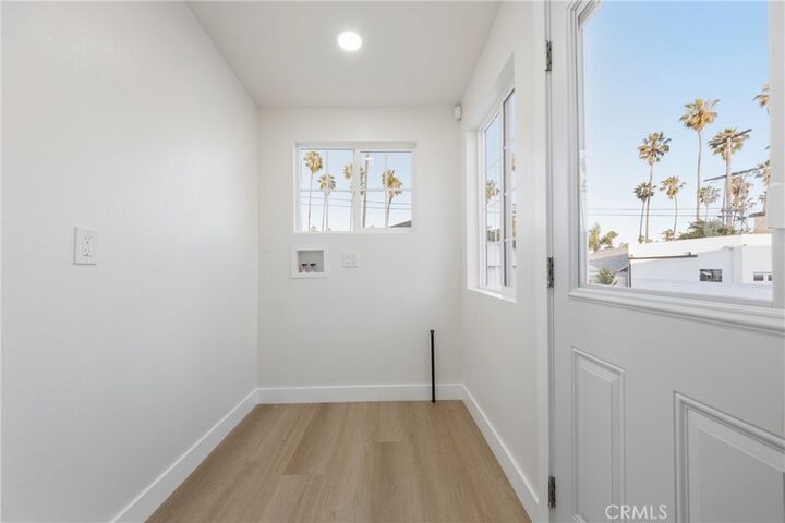 Property Photo: 5612 S Rimpau CA 90043