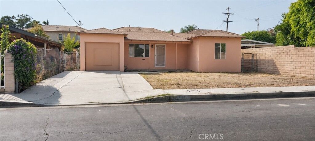 Property Photo:  14711 Oro Grande  CA 91342 