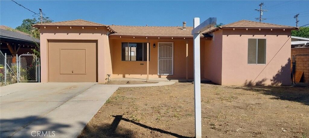 Property Photo:  14711 Oro Grande  CA 91342 
