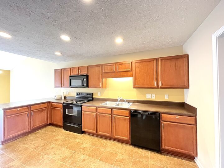 Property Photo: 3323 Risen Star Dr TN 37128