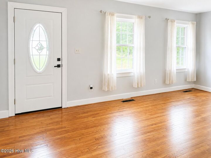 Property Photo: 1902 Trent Boulevard NC 28560