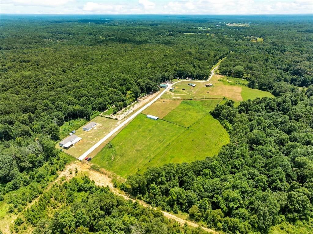 Property Photo:  137-140 Sugar Creek Road  MS 39426 