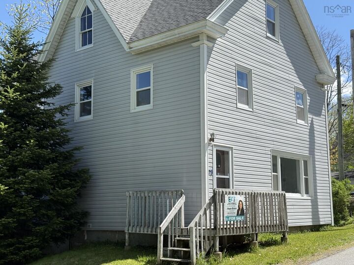 75 Cove Road — photo 1