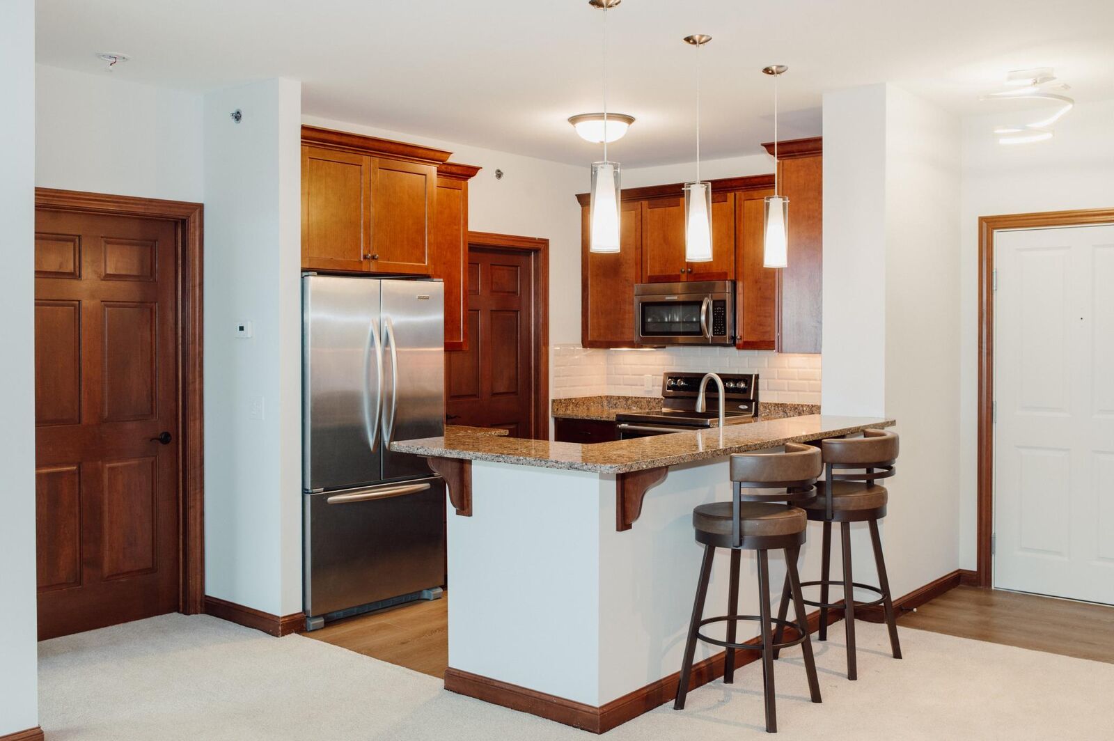 Property Photo: 2670 Kelley Parkway 318 MN 55356