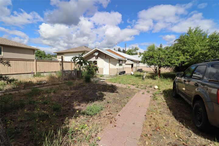Property Photo:  311 Waterfront Avenue  BC V0X 1W0 
