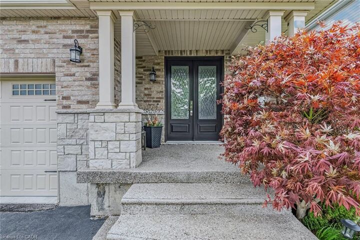 Property Photo: 217 Woodway Trail ON N3Y 0C7