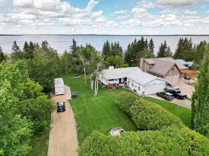 Property Photo: 40421 Range Road 10 60 AB T4L 1S6