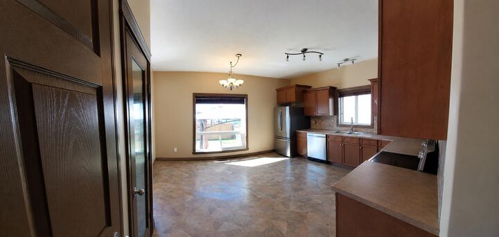 Property Photo:  11311 Pinnacle Drive  AB T8W 0E4 