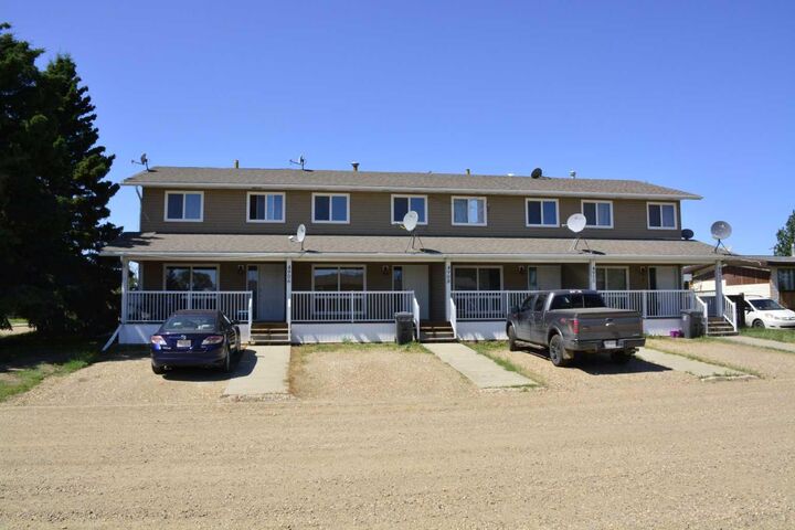 4906-4914 49 Street — photo 1