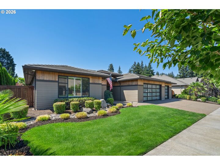 Property Photo: 14709 NE 10th St WA 98684