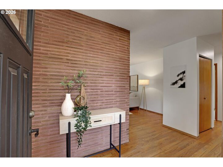Property Photo: 12820 SW Bowmont St OR 97225