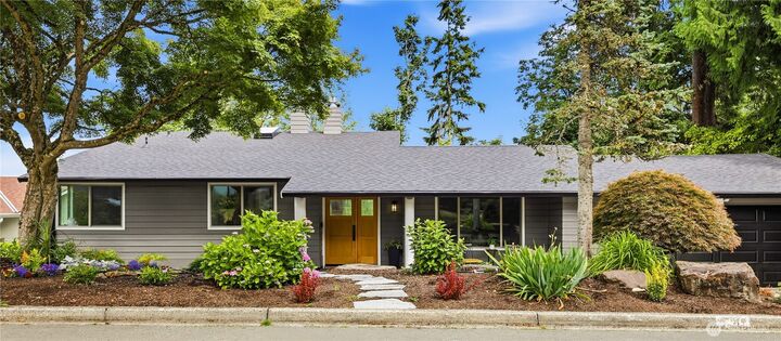 Property Photo:  4548  144th Avenue SE  WA 98006 