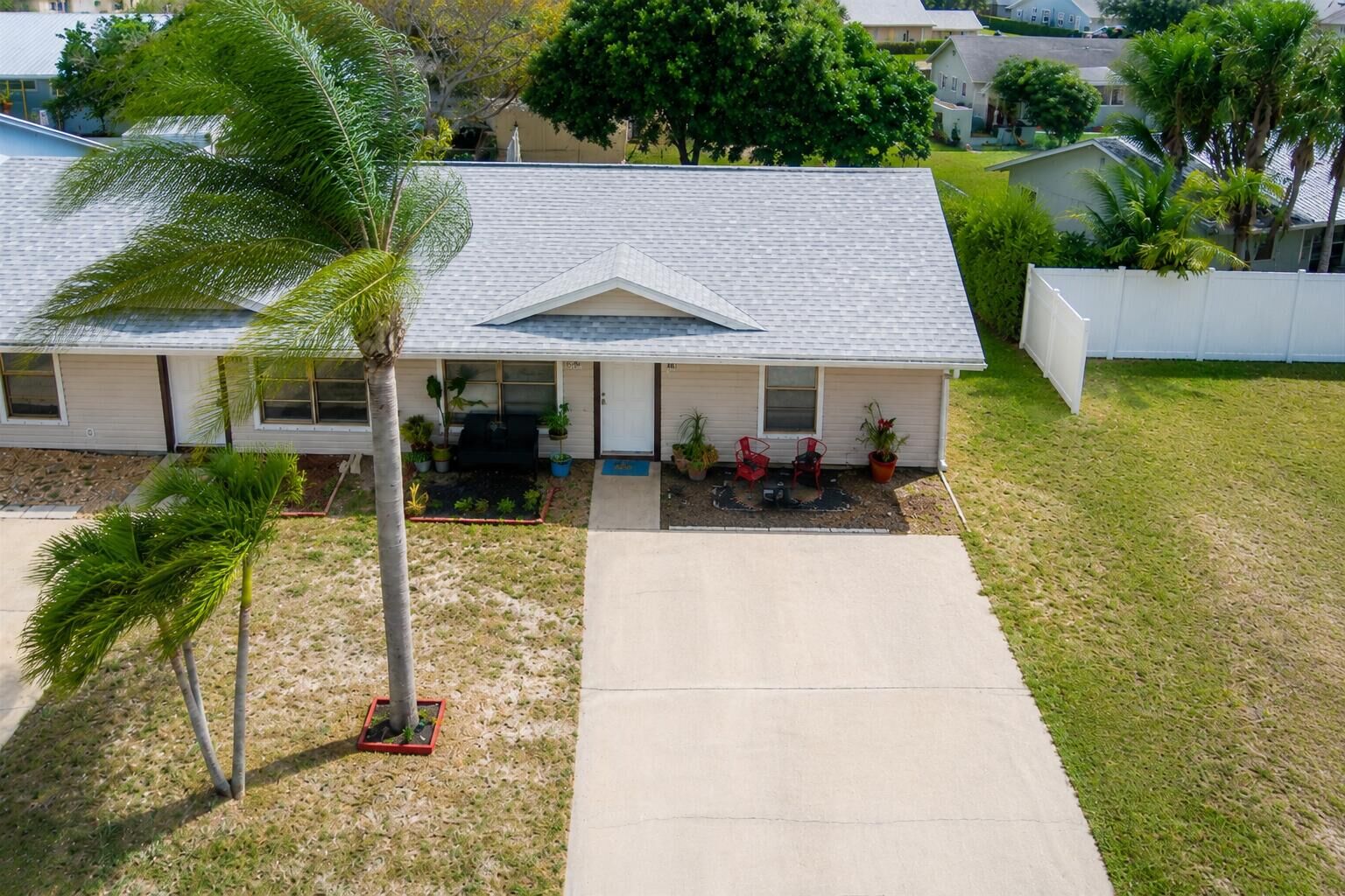 Property Photo:  8997 SE Sandy Lane  FL 33455 
