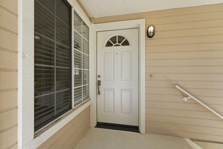Property Photo: 719 Hibiscus Place CA 95117
