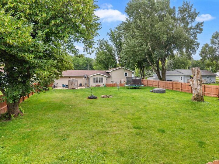 Property Photo: 14 Arcade Glen Road WI 54971