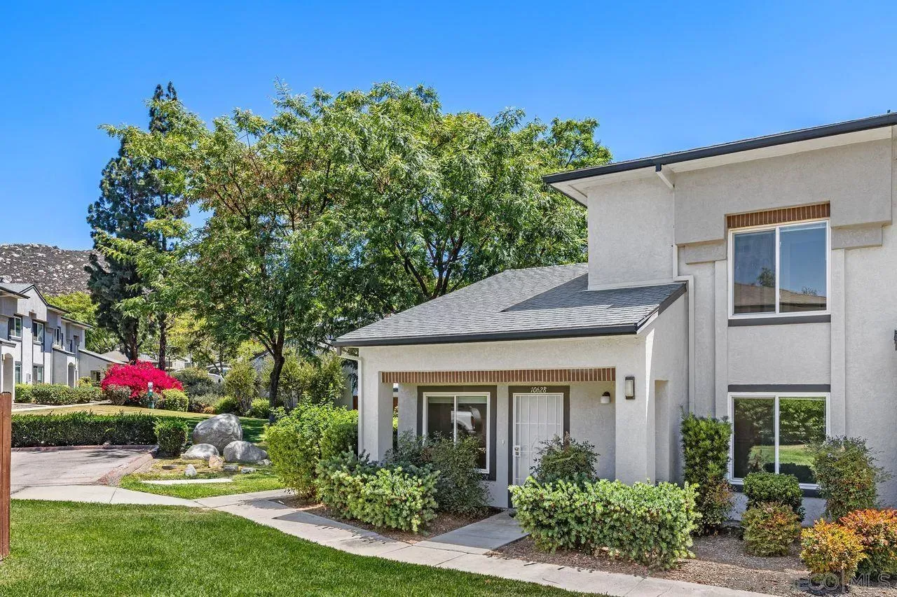 Property Photo:  10628 Queen Jessica Ln  CA 92071 