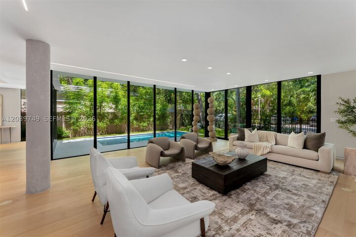 Property Photo: 3579 Avocado Ave FL 33133
