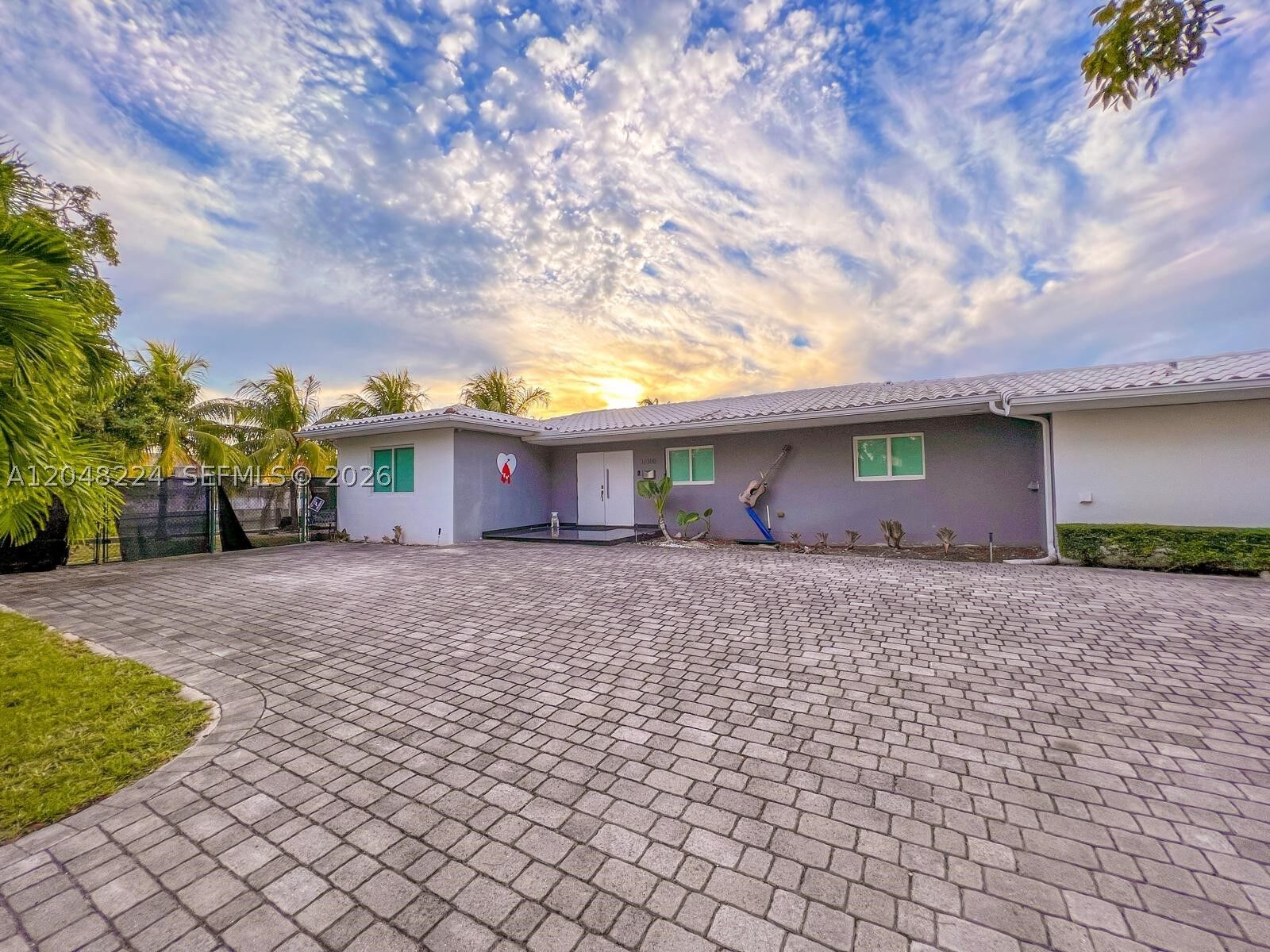Property Photo: