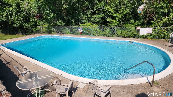 Property Photo:  45 Columbus Place 17  CT 06907 
