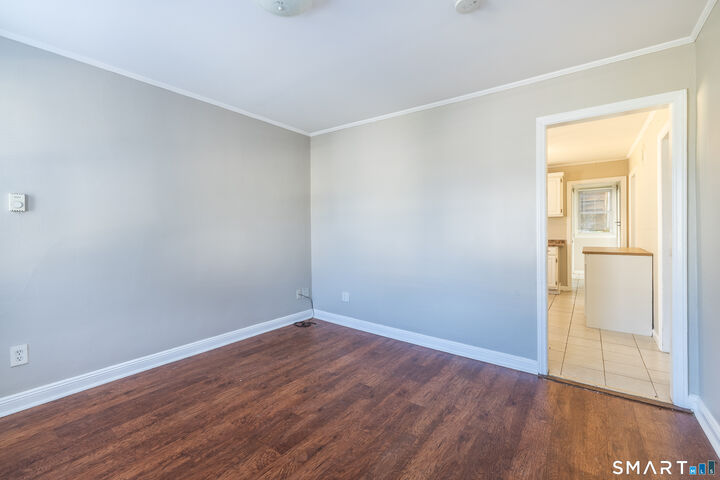 Property Photo:  793 Brewster Street 2nd Floor  CT 06605 