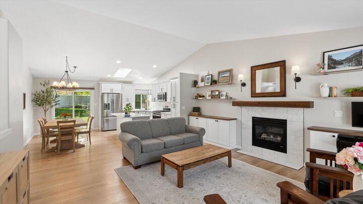 Property Photo:  8702 N Pamela St  WA 99208 