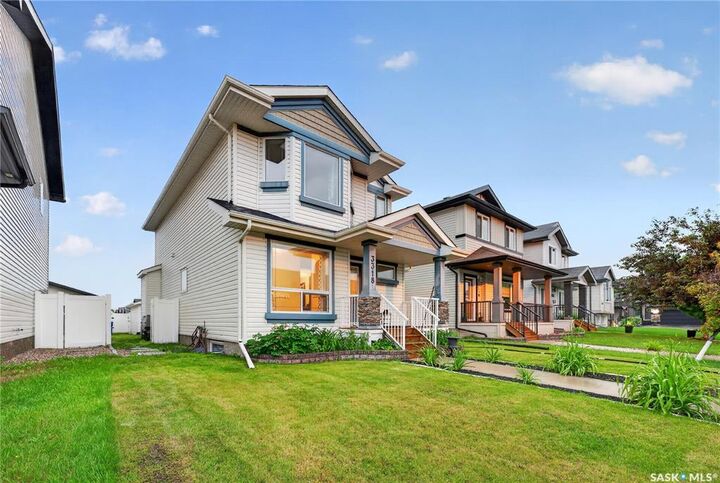 Property Photo:  3318 Green Moss Lane  SK S4V 1P2 