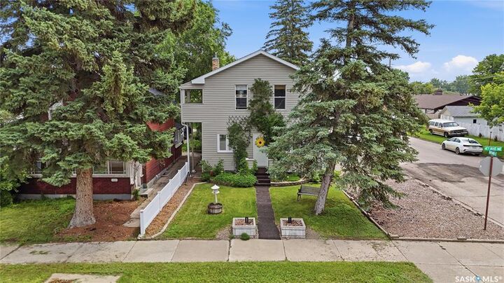 1001 4th Avenue NE — photo 1