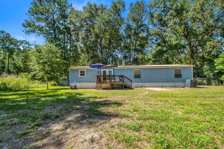 Property Photo:  16985 W Chucks Place  FL 32309 