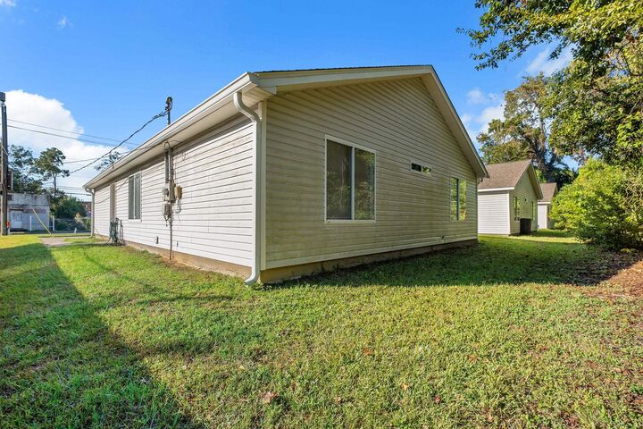 Property Photo: 712 W Brevard Street N/A FL 32304