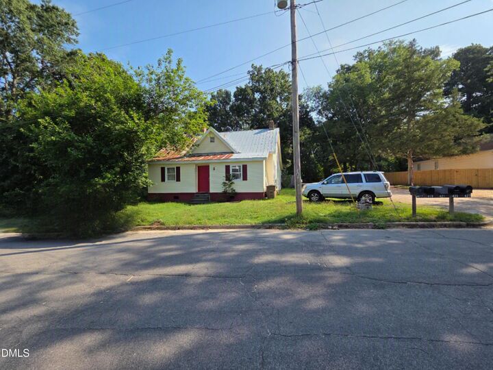 Property Photo: 421 Pearce Avenue NC 27587