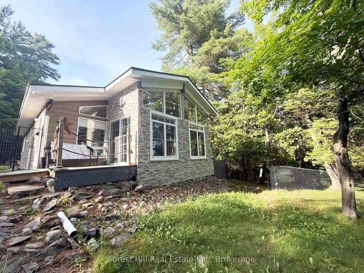 935 Limberlost Road — photo 1